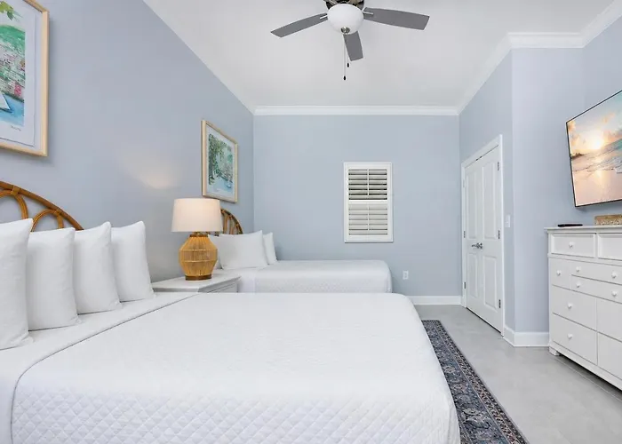 Apartment Phoenix Ii 303
